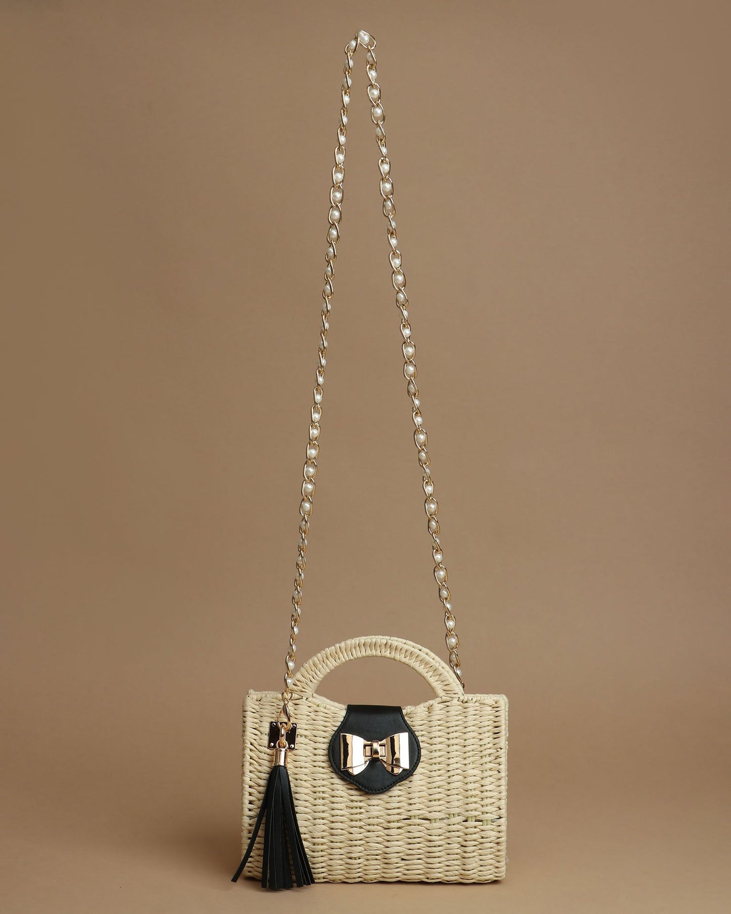 Unveil Timeless Charm Handbag