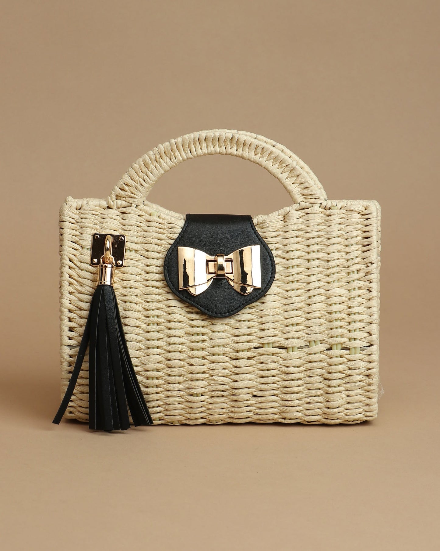 Unveil Timeless Charm Handbag