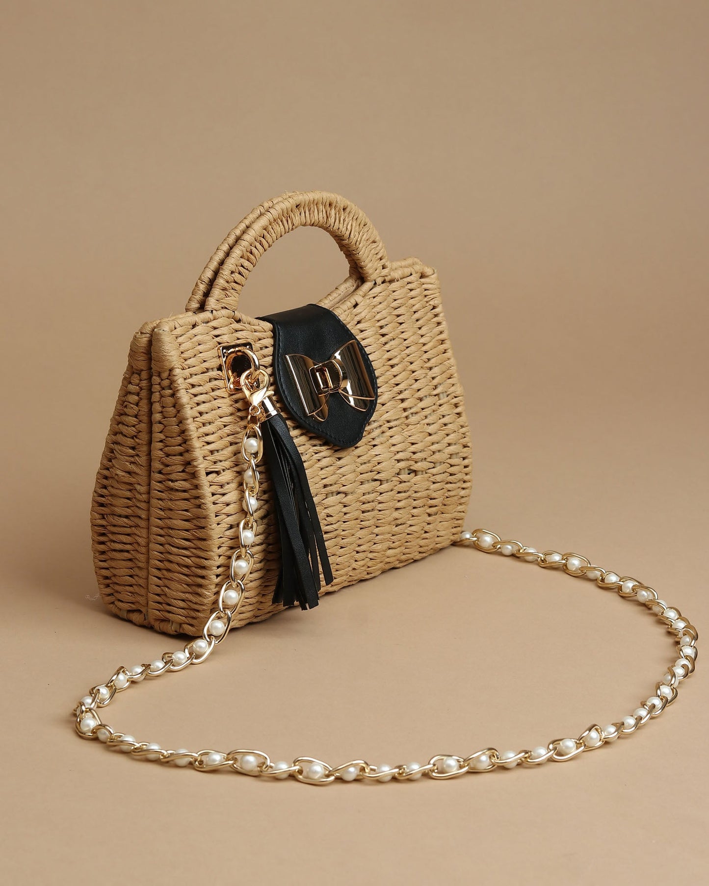 Unveil Timeless Charm Handbag