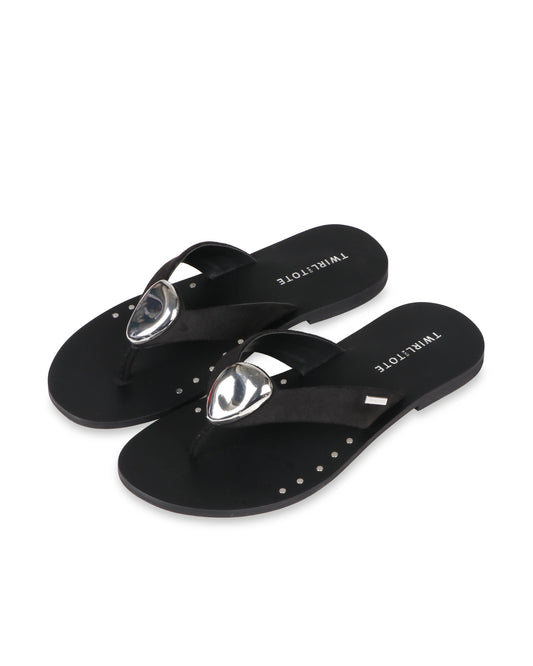 Luna Flats