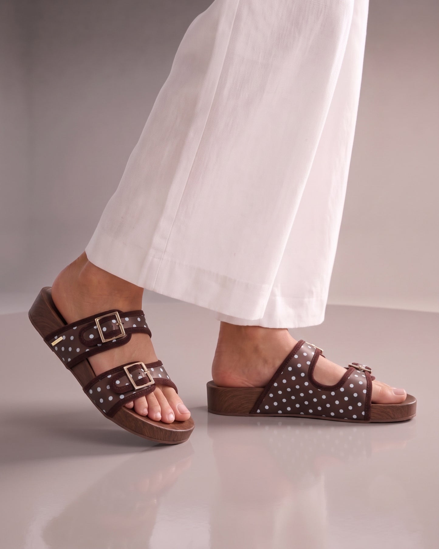 Roxy Sandals