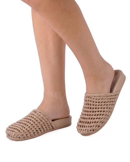 Maya Clogs Sandals