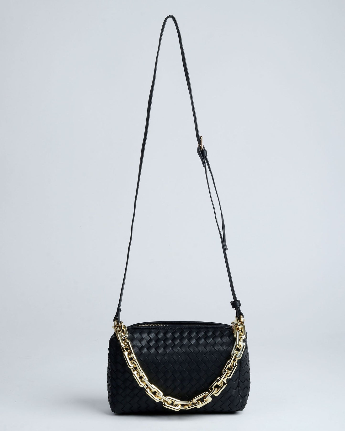 Sleek Chic Wonderlust Bag