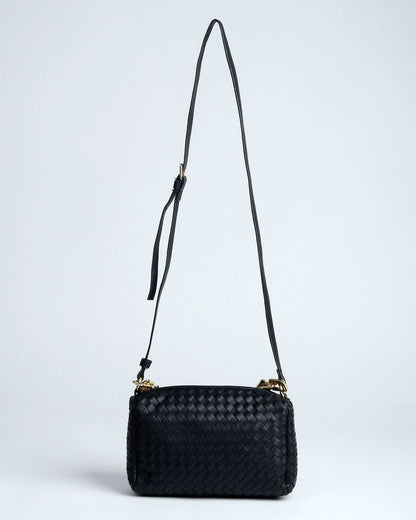 Sleek Chic Wonderlust Bag